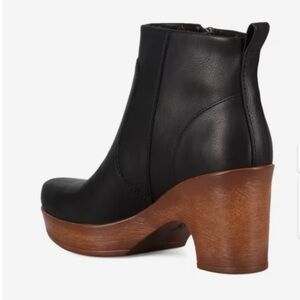 boc by Born Blakelynn Black and Brown Heeled Boots